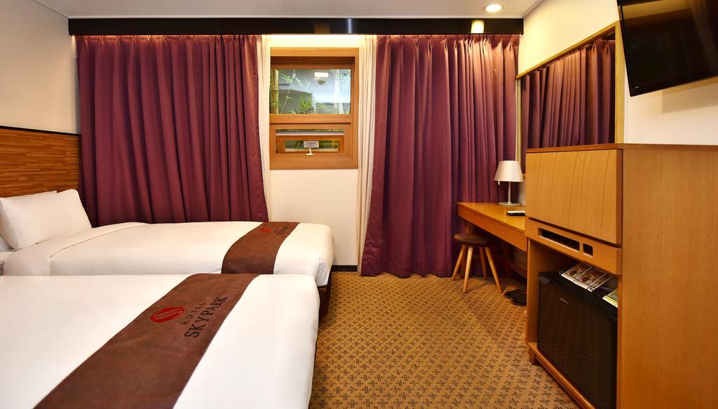 Hotel Skypark Myeongdong 3 Seoul Bilik gambar